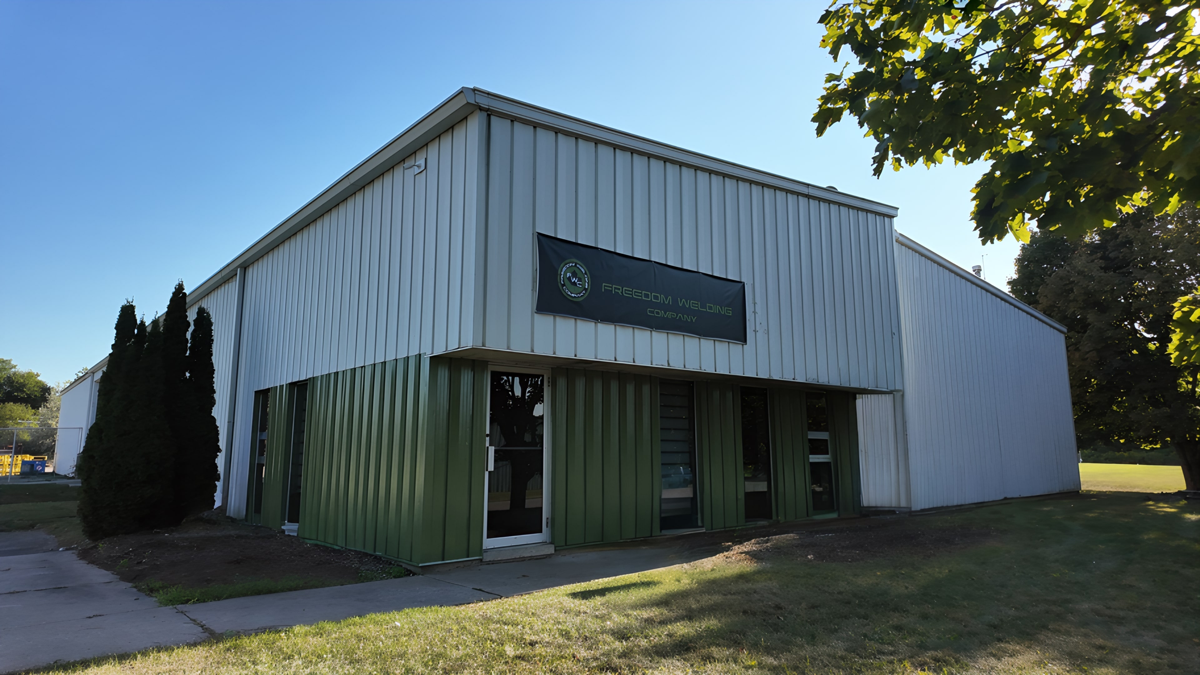 Structural Steel Fabrication Shop in Cambridge, ON